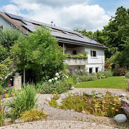 Apartament Secret Garden