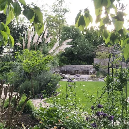 Secret Garden Διαμέρισμα *