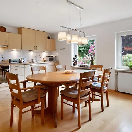 アパート Secret Garden ミュールハイム